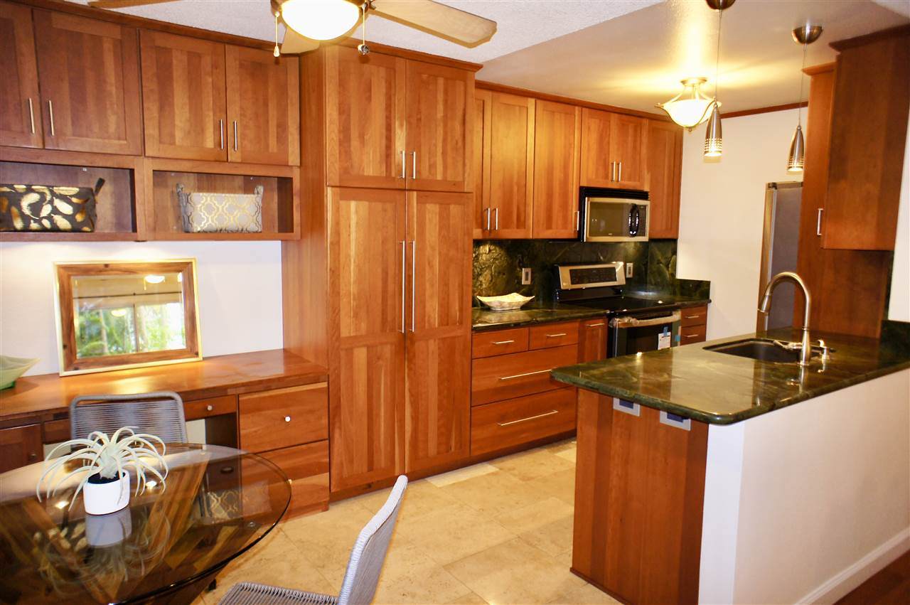 160 Keonekai Rd - Photo 1