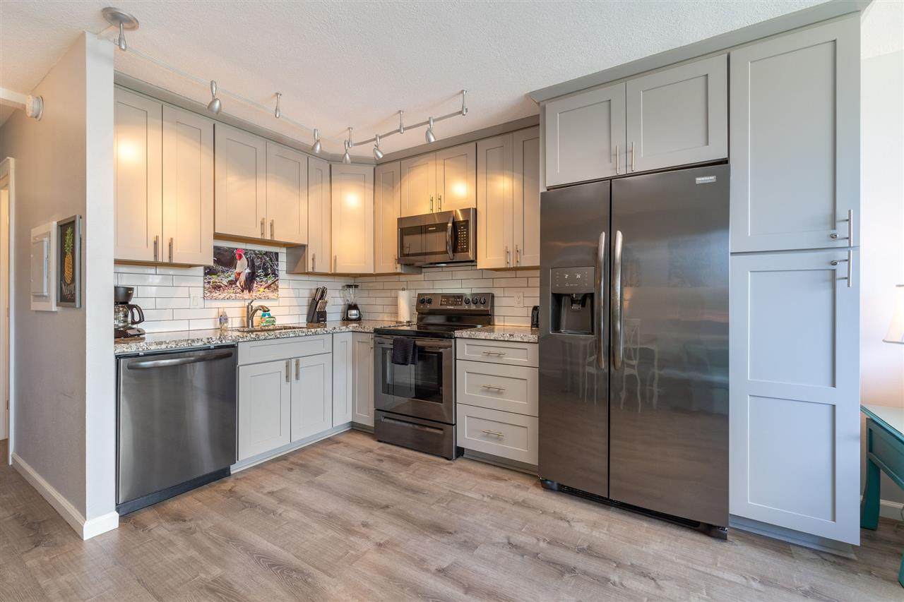 120 Hui Rd F - Photo 1