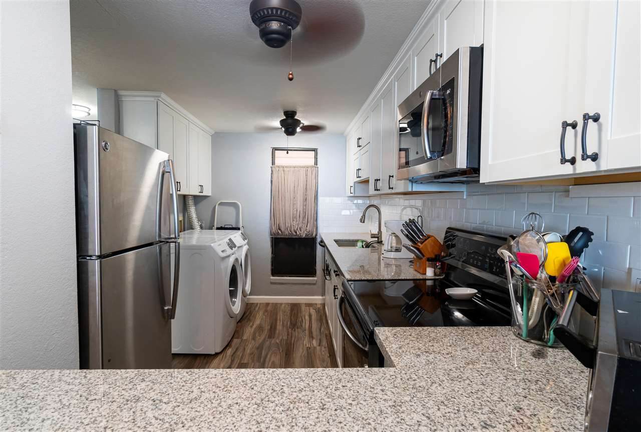 100 Hauoli St - Photo 1