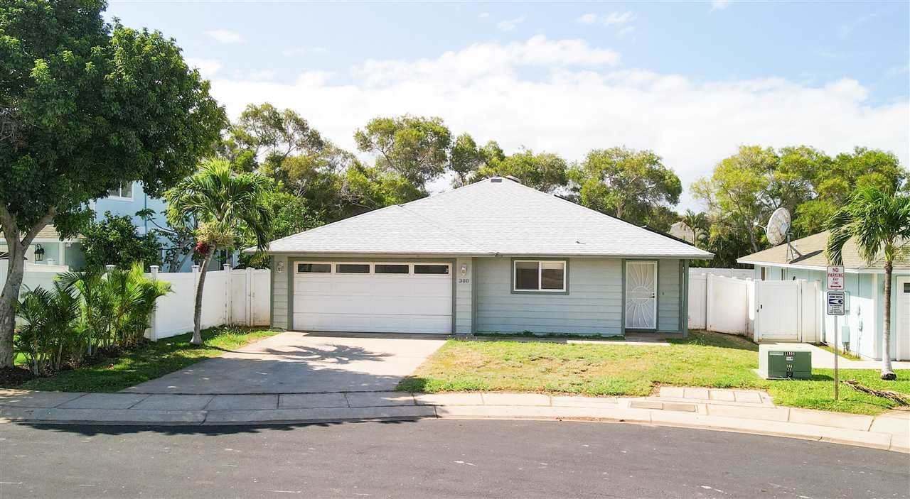 300 Kawailani Cir - Photo 1