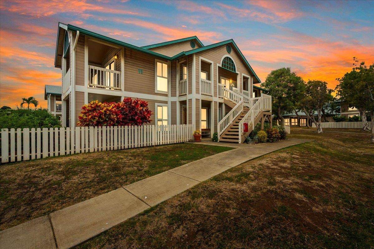 52 Kopi Ln - Photo 1