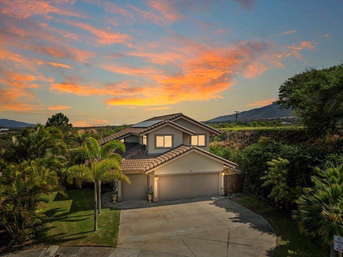 35 Onekea Pl - Photo 1