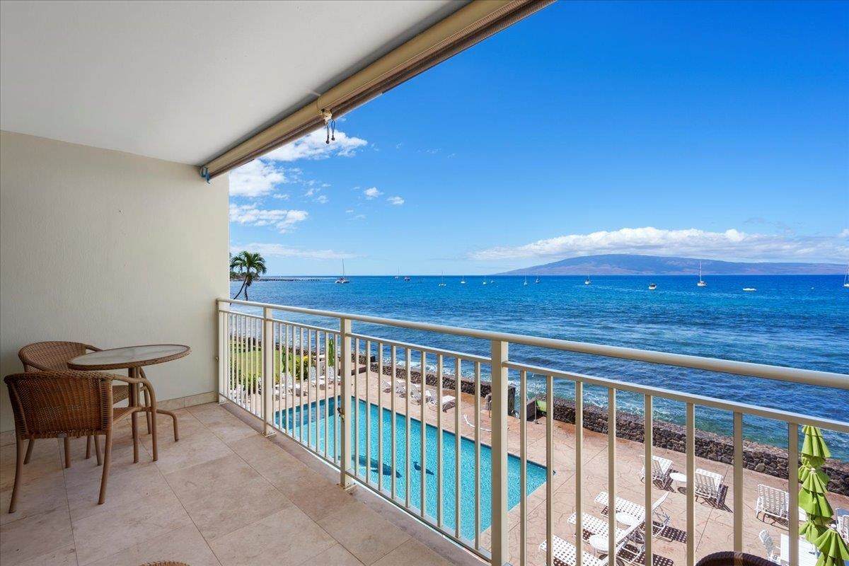 1403 Front St - Photo 1