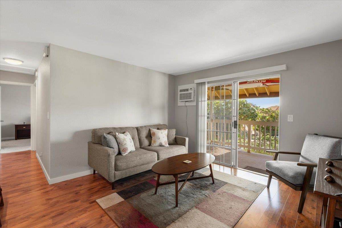 140 Uwapo Rd - Photo 1