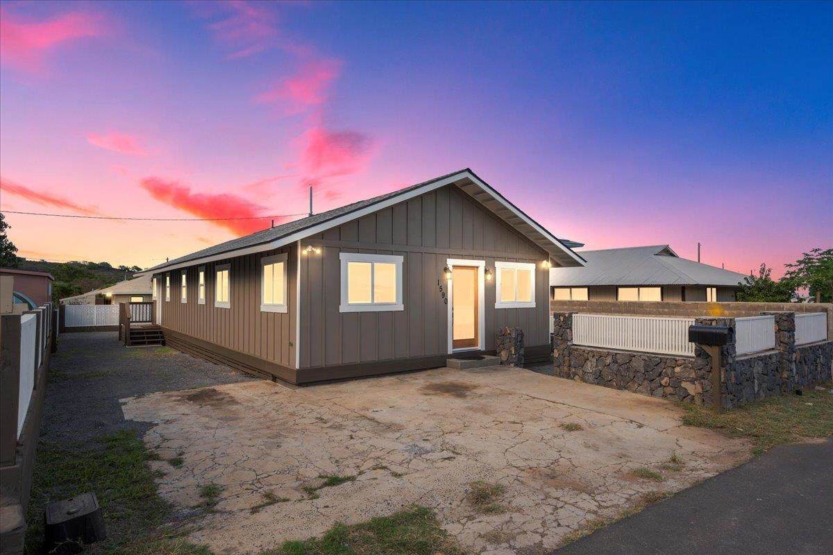 1590 Ono St - Photo 1