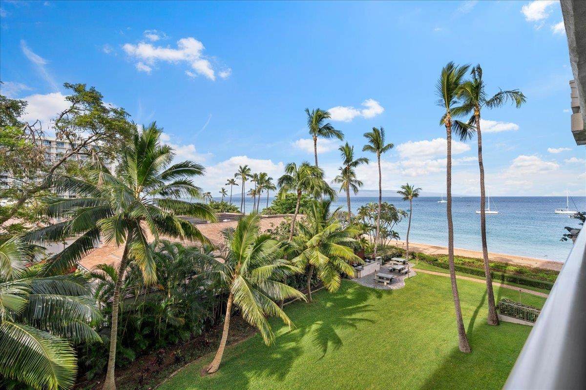 https://bt-photos.global.ssl.fastly.net/maui/orig_boomver_1_409222-2.jpg
