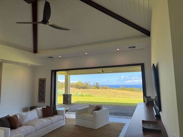 https://bt-photos.global.ssl.fastly.net/maui/orig_boomver_1_409440-2.jpg