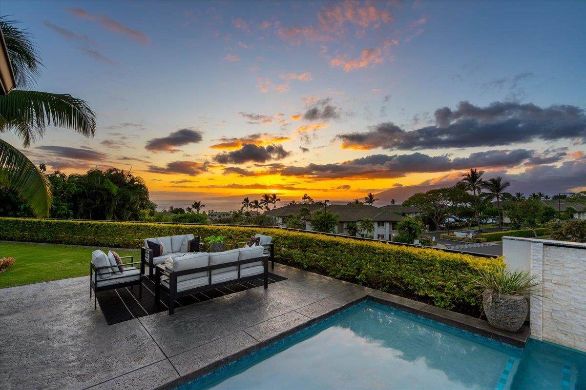 https://bt-photos.global.ssl.fastly.net/maui/orig_boomver_1_409667-2.jpg