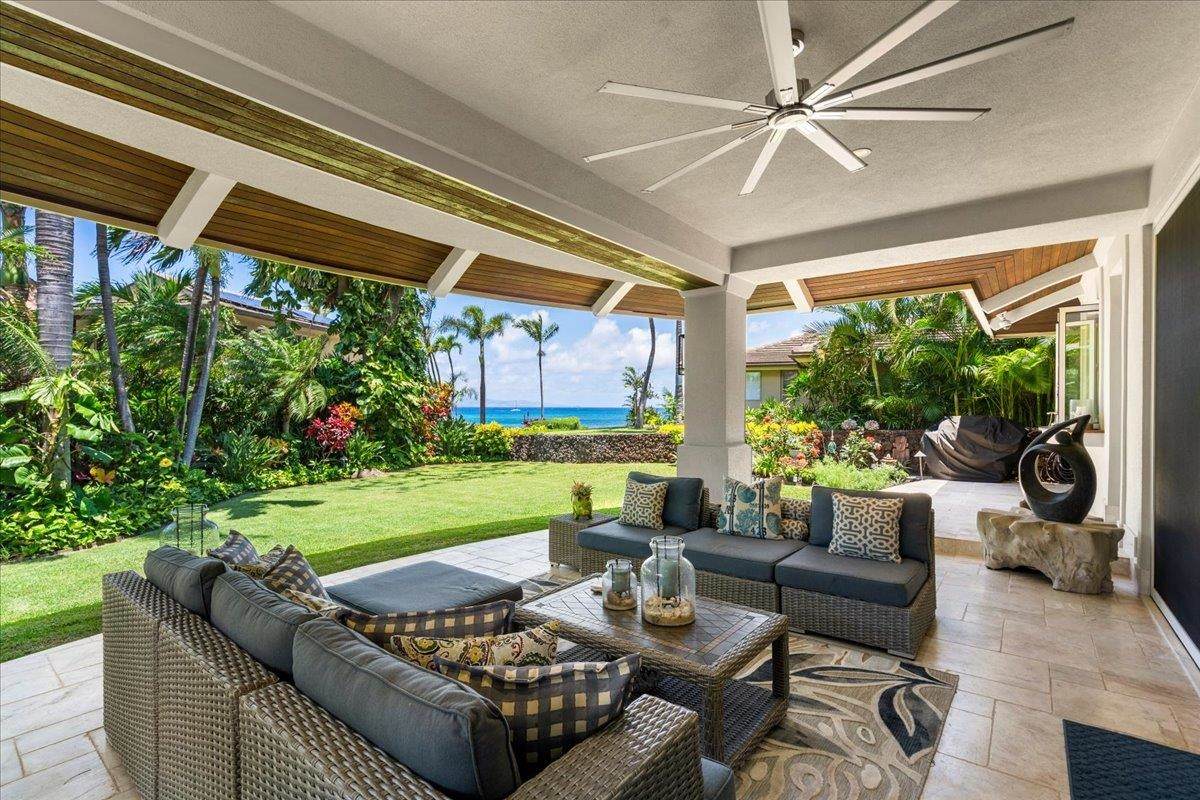 https://bt-photos.global.ssl.fastly.net/maui/orig_boomver_1_409685-2.jpg