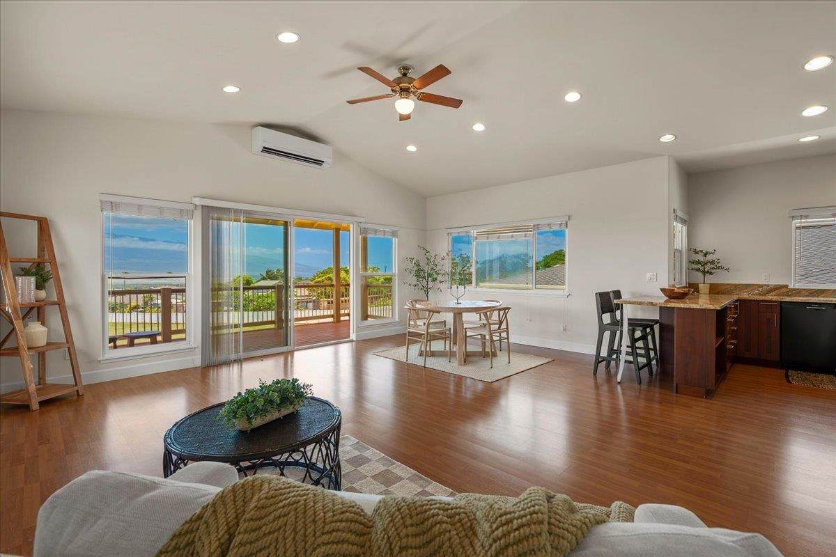 https://bt-photos.global.ssl.fastly.net/maui/orig_boomver_1_409691-2.jpg
