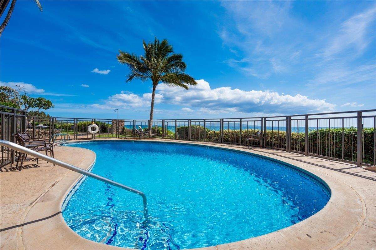 https://bt-photos.global.ssl.fastly.net/maui/orig_boomver_1_409801-2.jpg