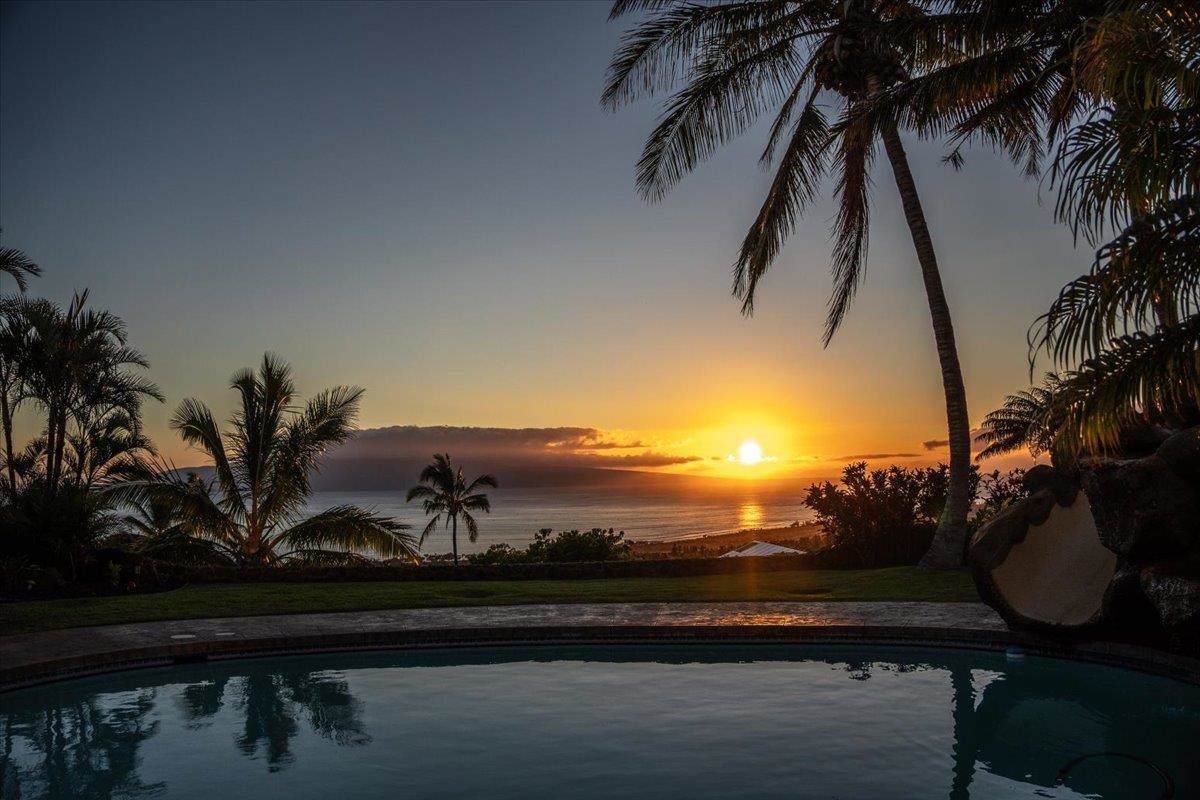 https://bt-photos.global.ssl.fastly.net/maui/orig_boomver_1_410608-2.jpg