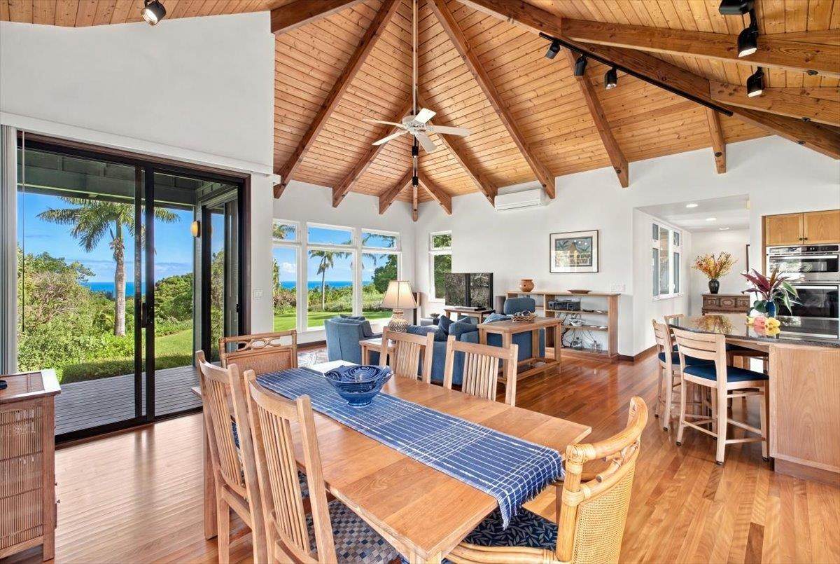 https://bt-photos.global.ssl.fastly.net/maui/orig_boomver_1_410972-2.jpg