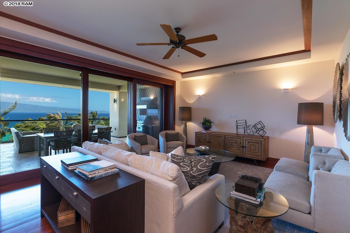 1 Bay Dr - Photo 1