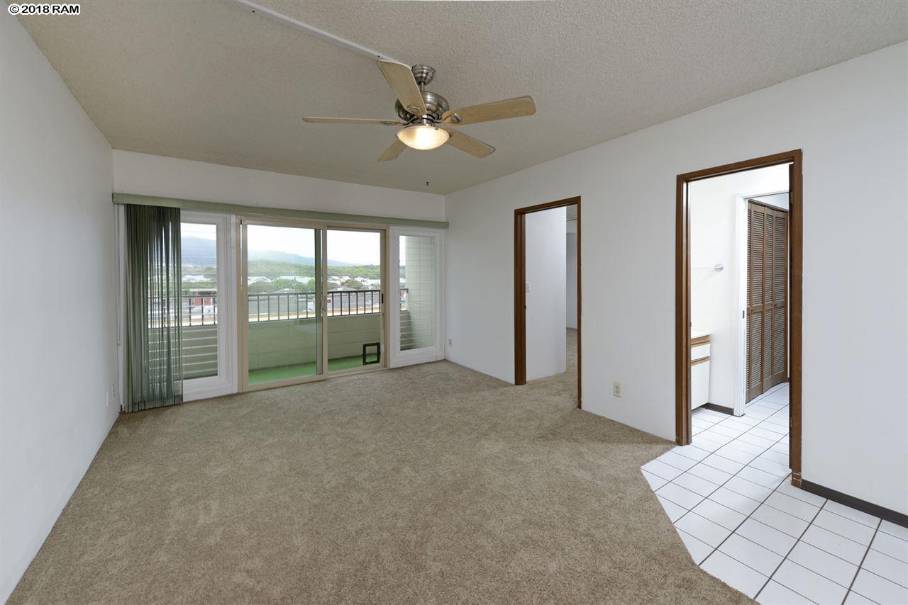 1063 Lower Main St - Photo 1