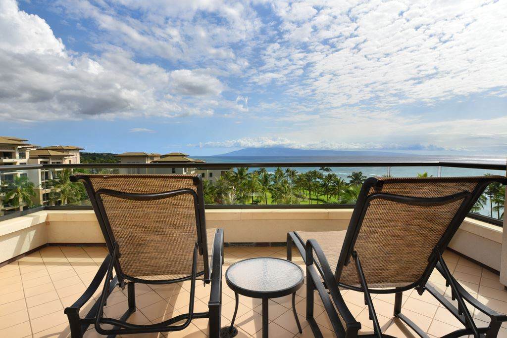 1 Bay Dr - Photo 1