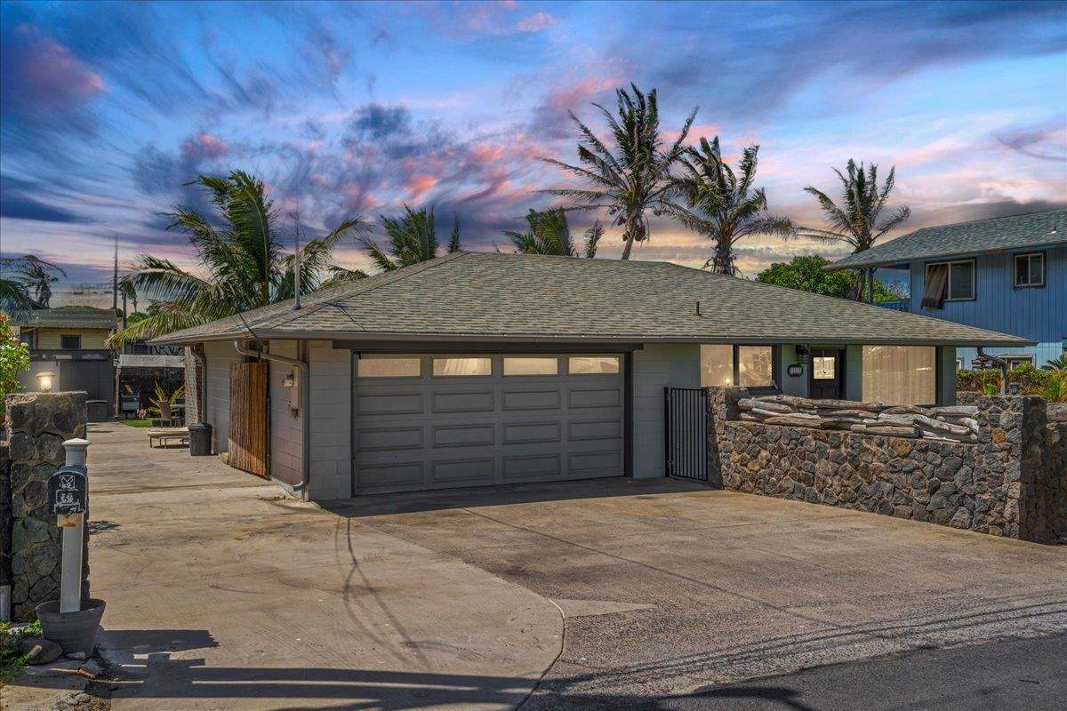 550 Kailana St - Photo 1