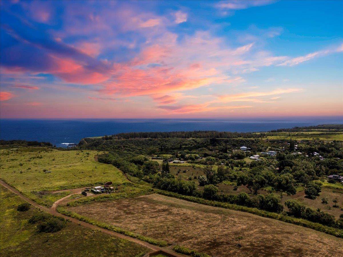 2865 Hana Hwy - Photo 1