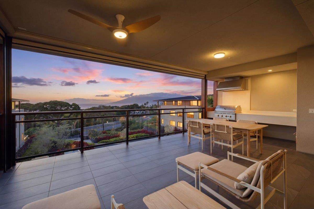https://bt-photos.global.ssl.fastly.net/maui/orig_boomver_2_409212-2.jpg