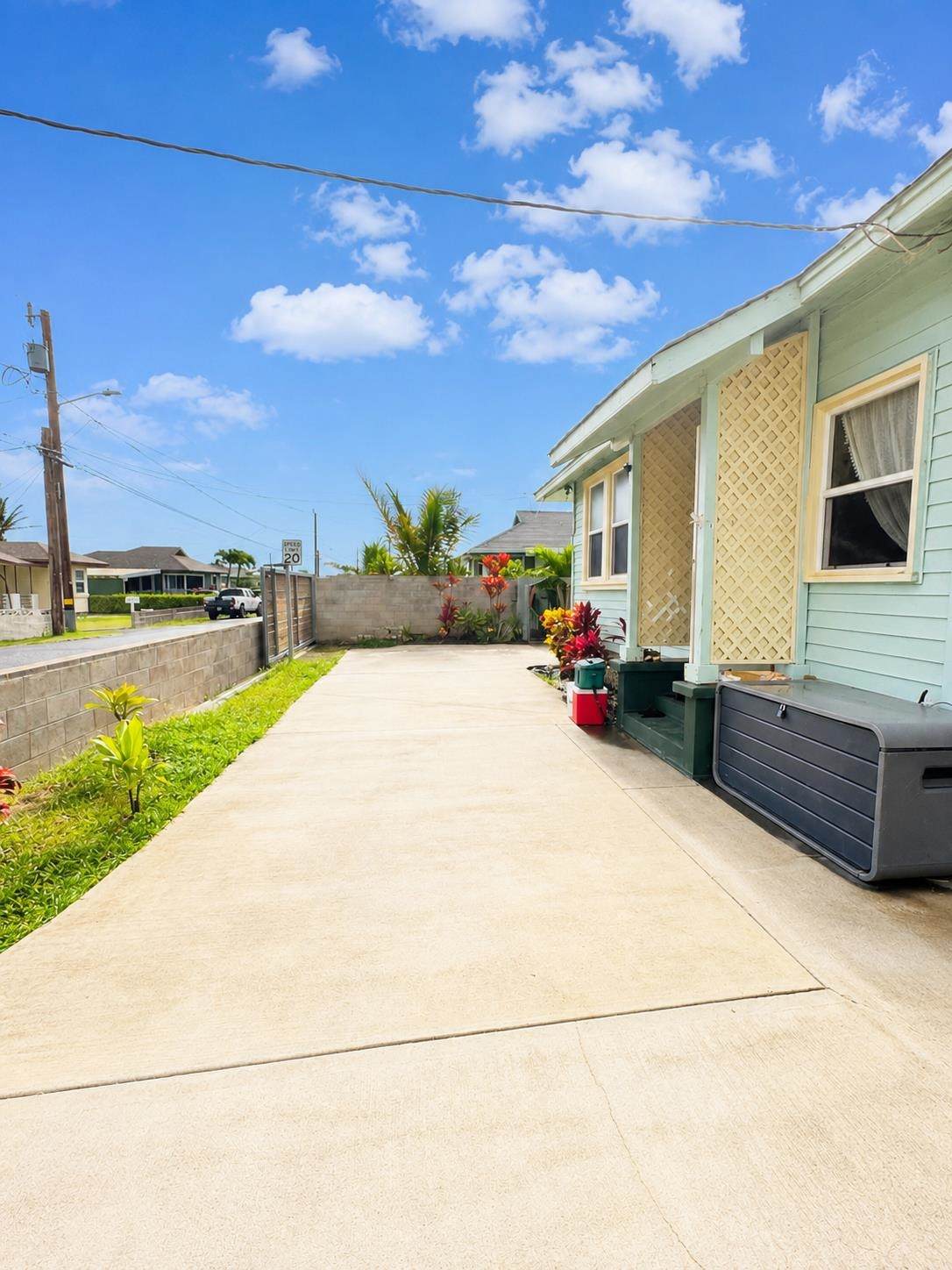 https://bt-photos.global.ssl.fastly.net/maui/1280_boomver_2_410155-2.jpg