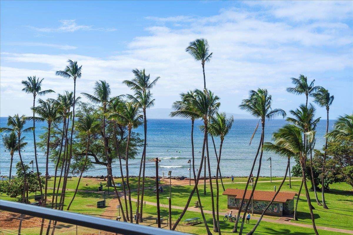 https://bt-photos.global.ssl.fastly.net/maui/orig_boomver_3_408430-2.jpg