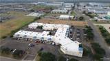 900 Plaza - Photo 10