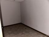 900 Plaza - Photo 7