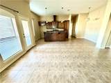 2715 Mimosa - Photo 2