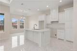 1804 Foxtail - Photo 4