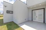701 Santa Cecilia - Photo 19