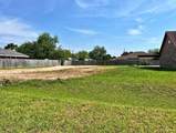 1109 Eisenhower - Photo 1
