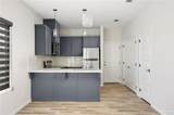 907 Clarence - Photo 9