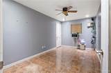 109 Zavala - Photo 11