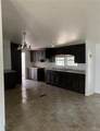 1319 Hooper - Photo 2