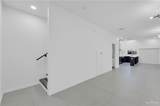 211 28th - Photo 10