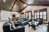 1013 Harbor - Photo 5