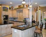 2105 Alexandra - Photo 12