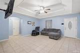 210 Mockingbird - Photo 4