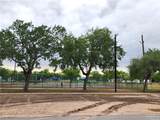 605 8th - Photo 27