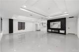 915 Encino - Photo 3