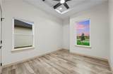 2405 Venice - Photo 17