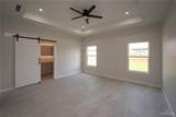 2902 Eliseo Villarreal - Photo 29
