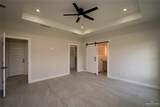 2902 Eliseo Villarreal - Photo 35