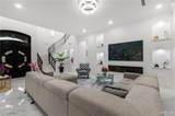 707 Helen - Photo 2