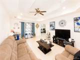 732 Huisache - Photo 4