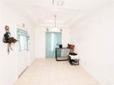 732 Huisache - Photo 9