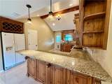 205 Miranda - Photo 5