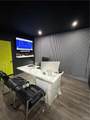 807 San Antonio - Photo 7