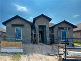 512 Kika De La Garza - Photo 1