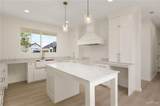 1014 Altuve - Photo 4